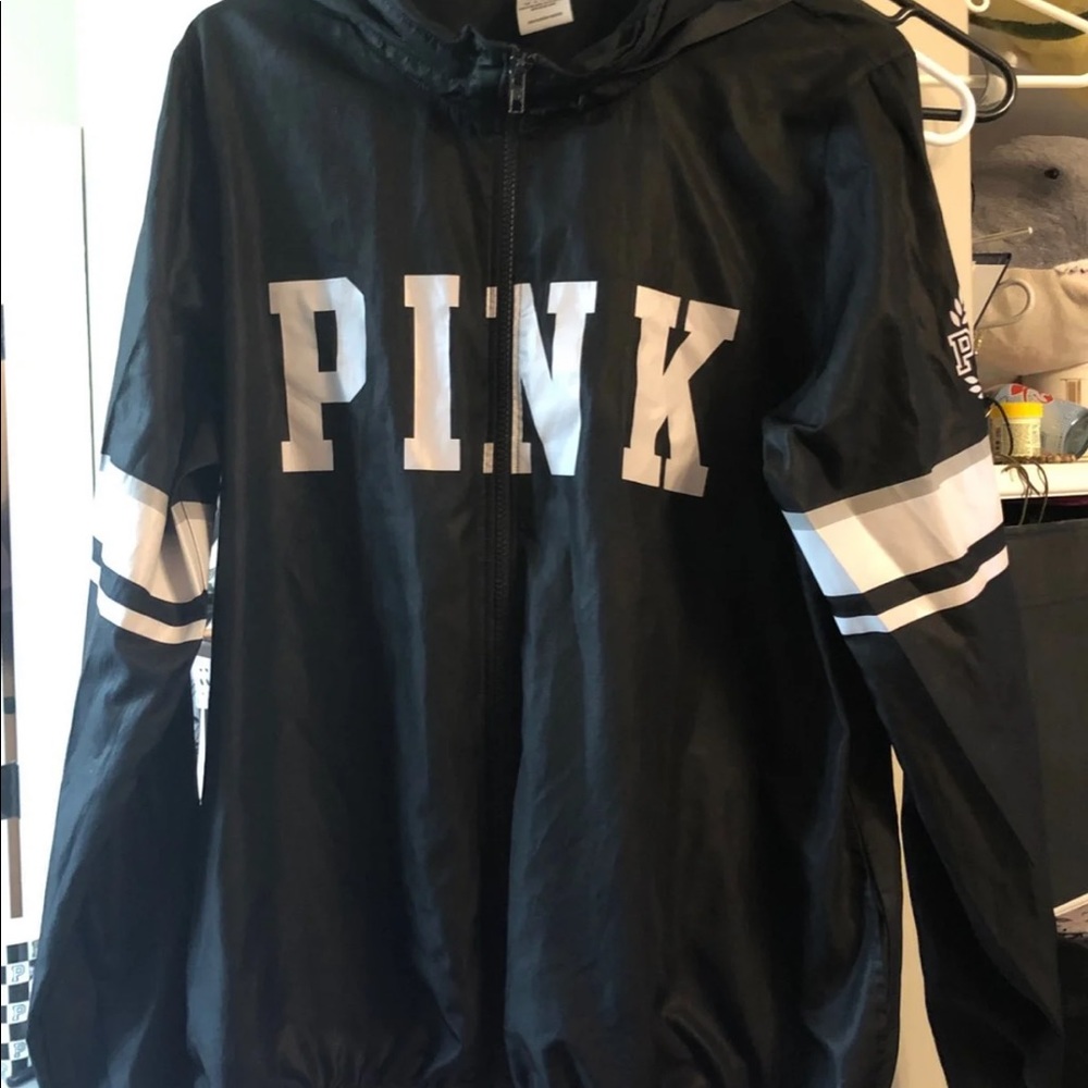 VS PINK ANORAK